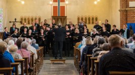 St. Augustinuskirche Nordhorn: Dubbelkorige Koormuziek met Vokalensemble Frenswegen | Za 18 mei 2019 | Foto: Onbekend