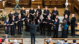 St. Augustinuskirche Nordhorn: Dubbelkorige Koormuziek met Vokalensemble Frenswegen | Za 18 mei 2019 | Foto: Onbekend